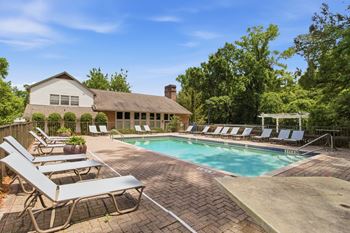 Swimming pools & sundecks